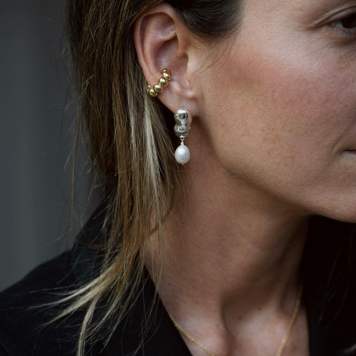 Arete Pebble Pearl Silver