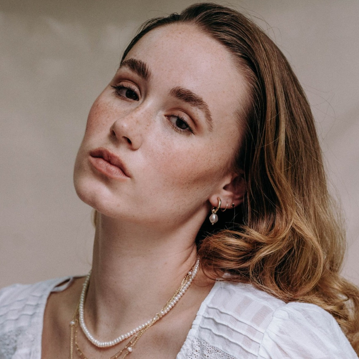 Pearl Hoops Small Gold