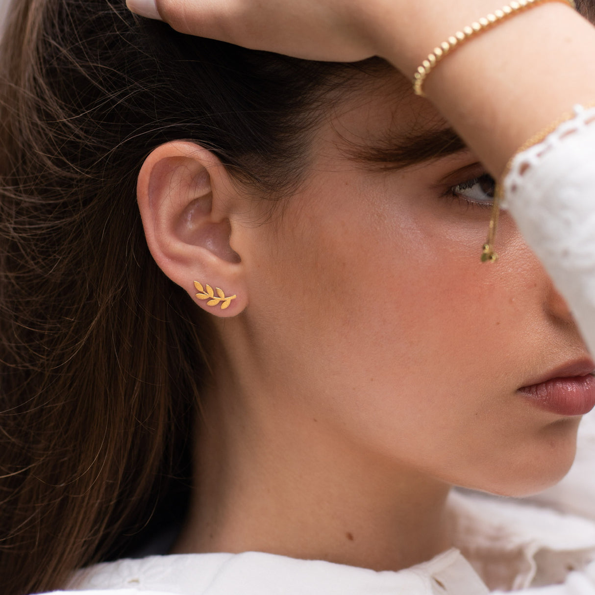 Ear Climber Olivo Gold