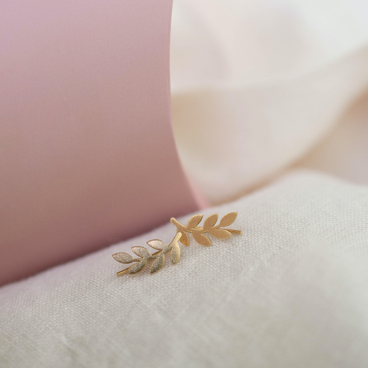 Ear Climber Olivo Gold