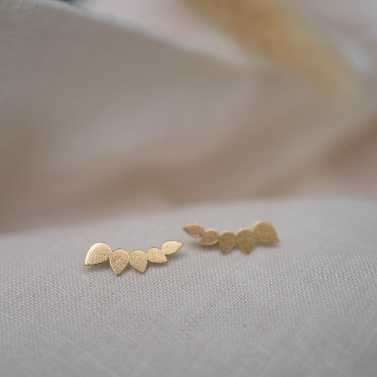 Ear Climber Gotas Gold