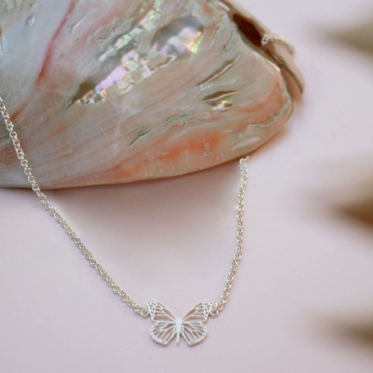 Collar Mariposa Monarca Silver