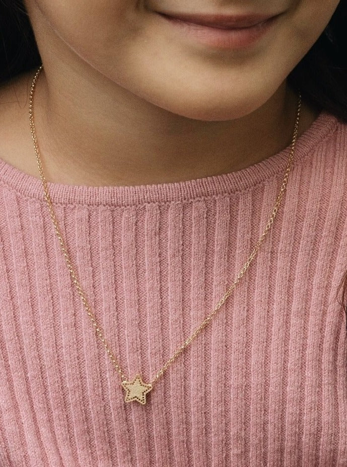 Collar Kids Estrellada Gold