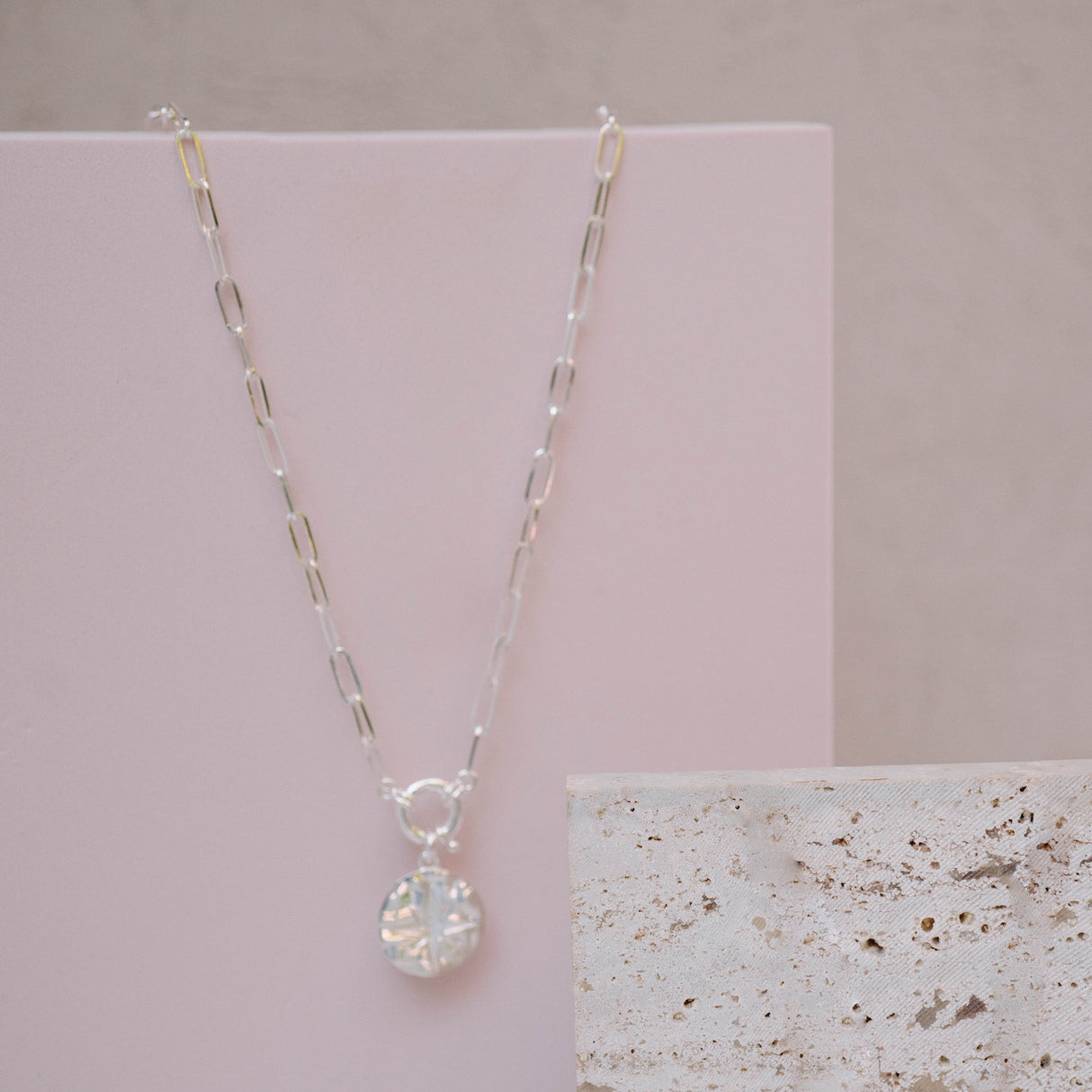 Gargantilla Toggle Flare Silver