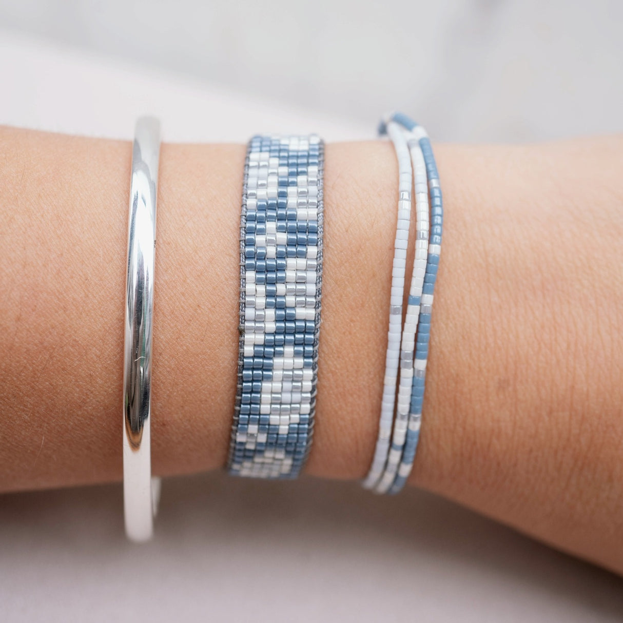 PULSERA LOOM IRIS SKY