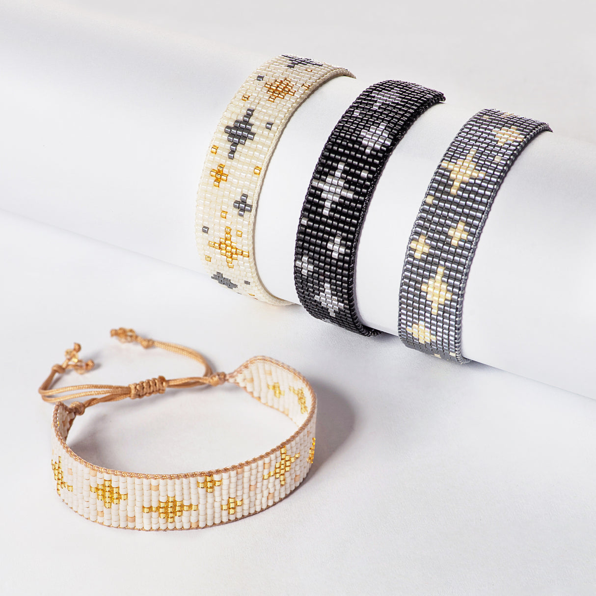 PULSERA LOOM IRENE GOLD