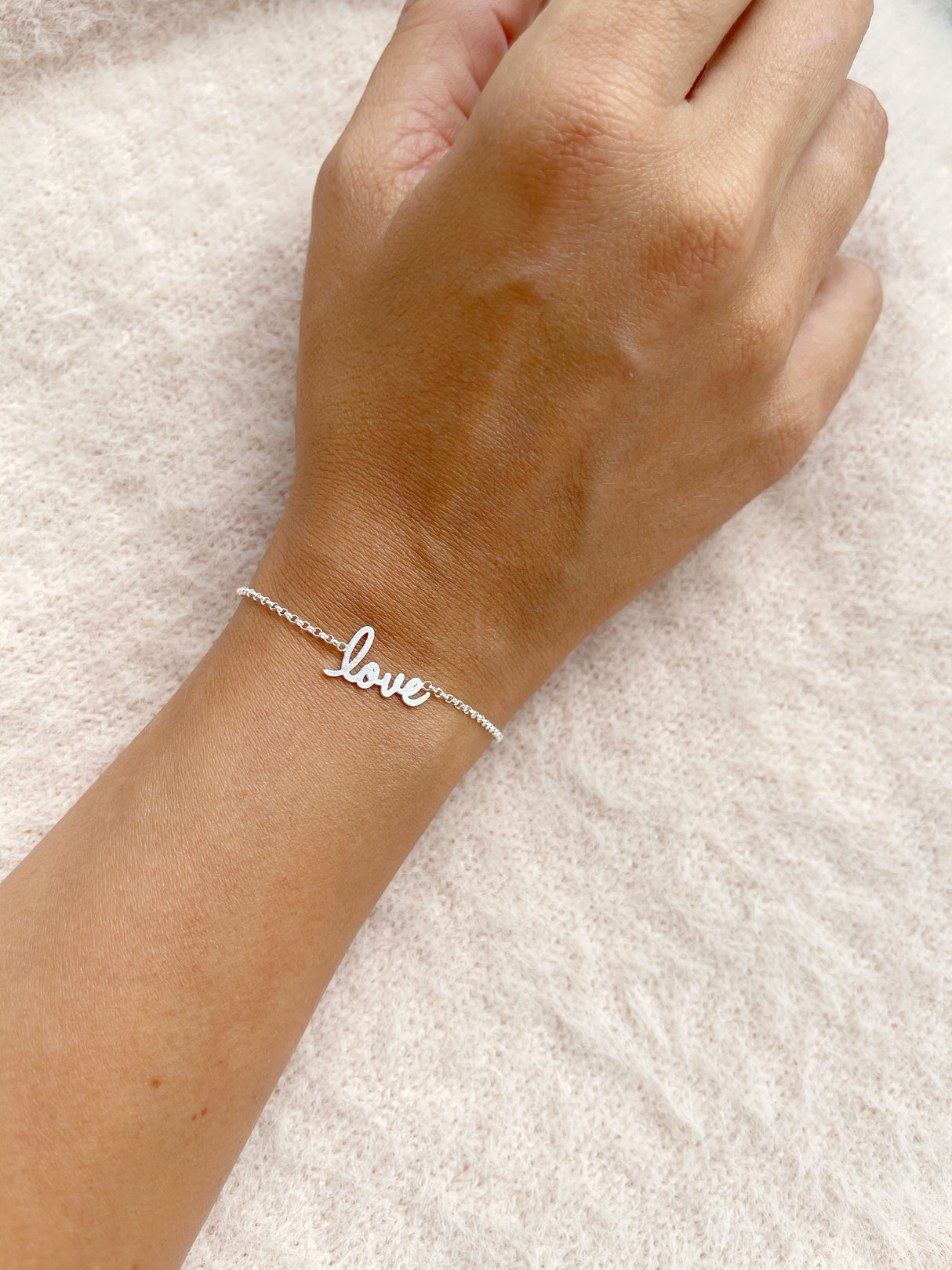 Pulsera Love Silver