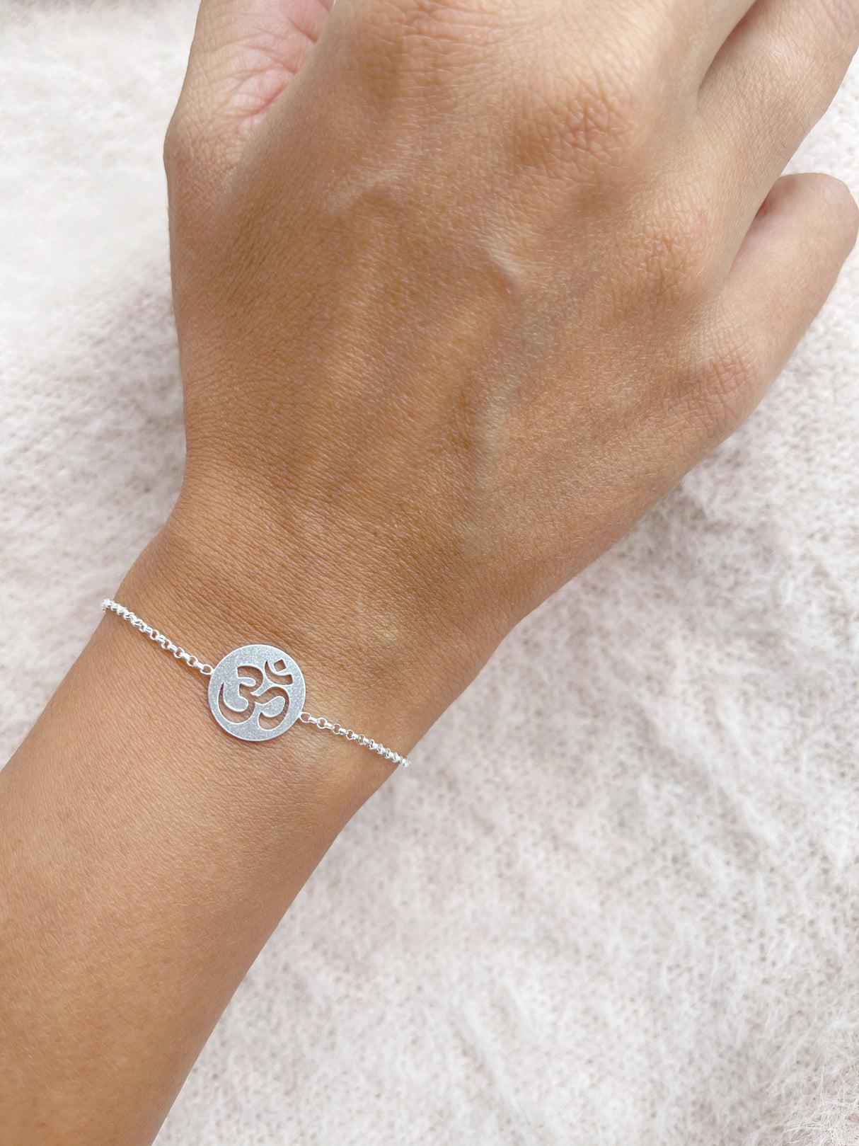 Pulsera Om Silver