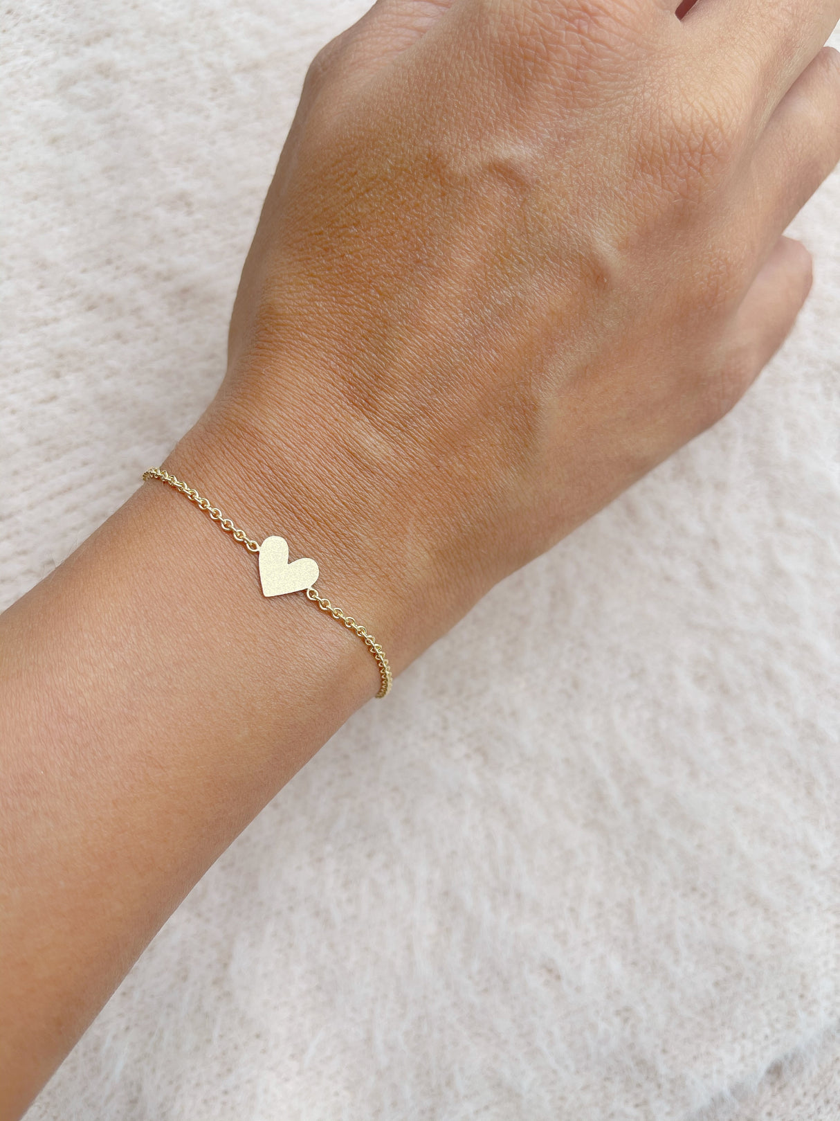 Pulsera Corazon Entero Gold