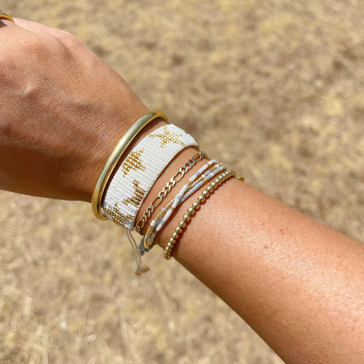 PULSERA LOOM INDI GOLD