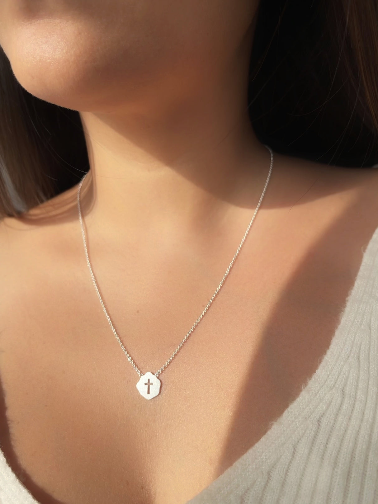 Collar Placa Cruz Silver