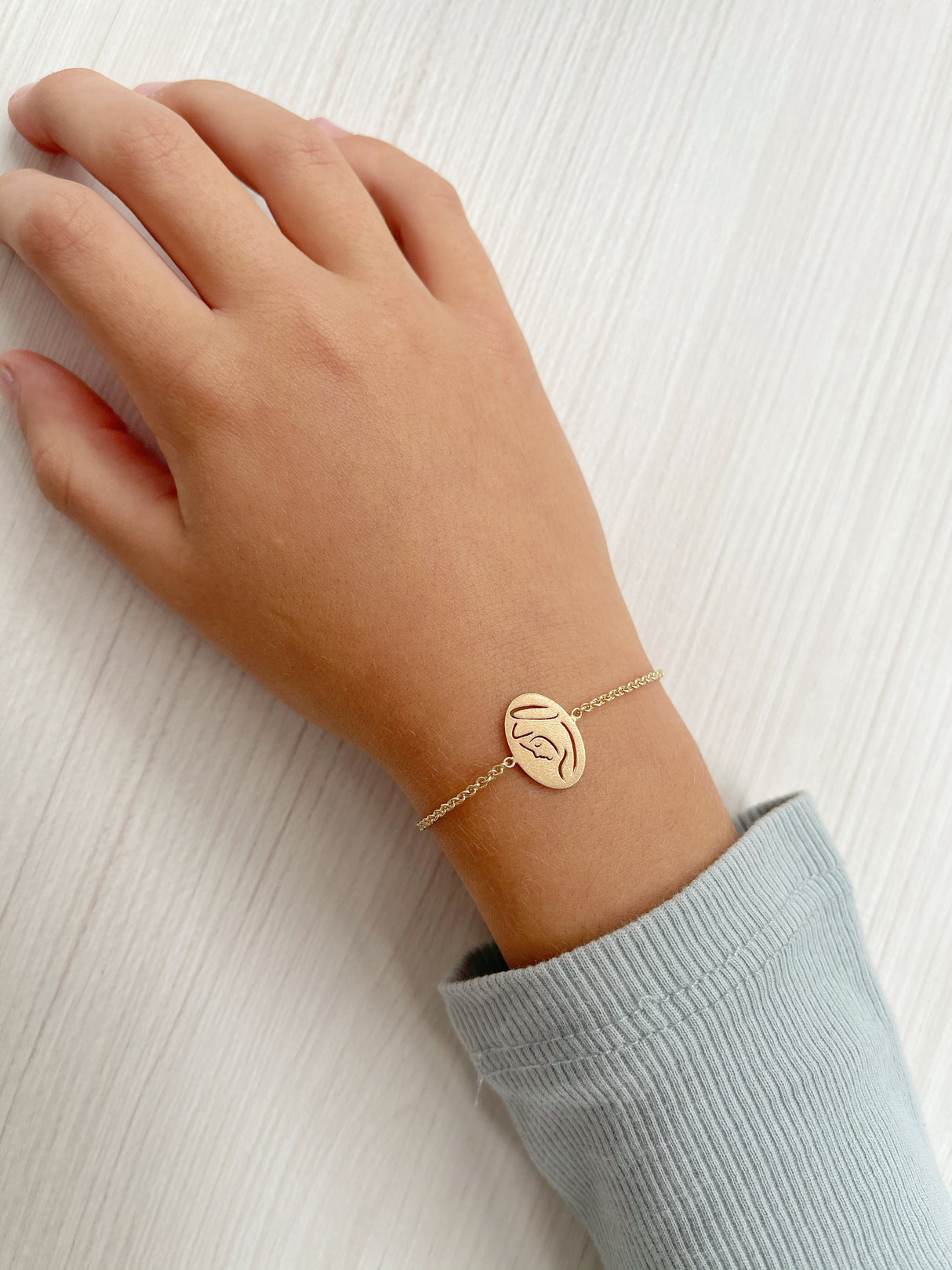 Pulsera Virgen Gold