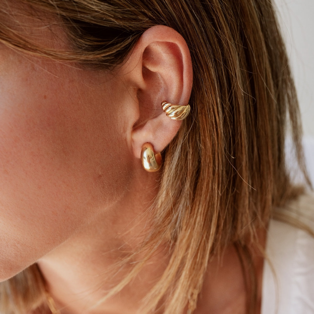 Hoops Shiny Gold
