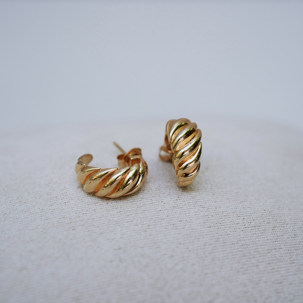 Hoops Cora Gold