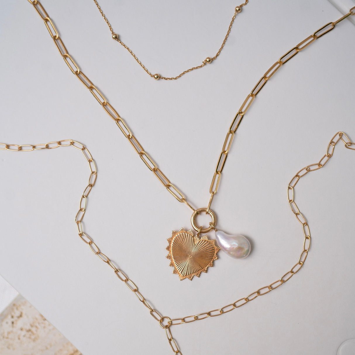 Charm Pearl Gold
