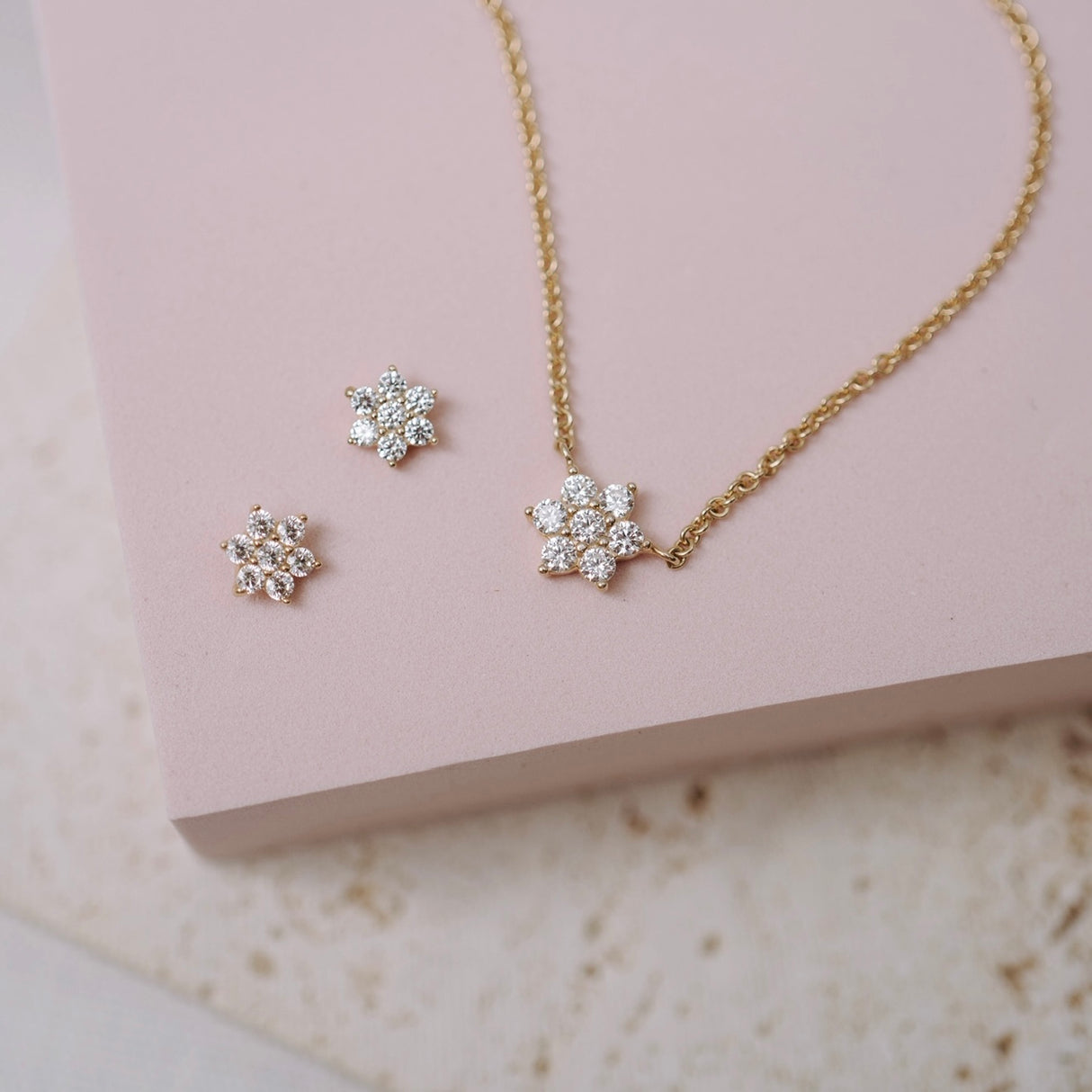 Arete Cz Roseta Sm Gold