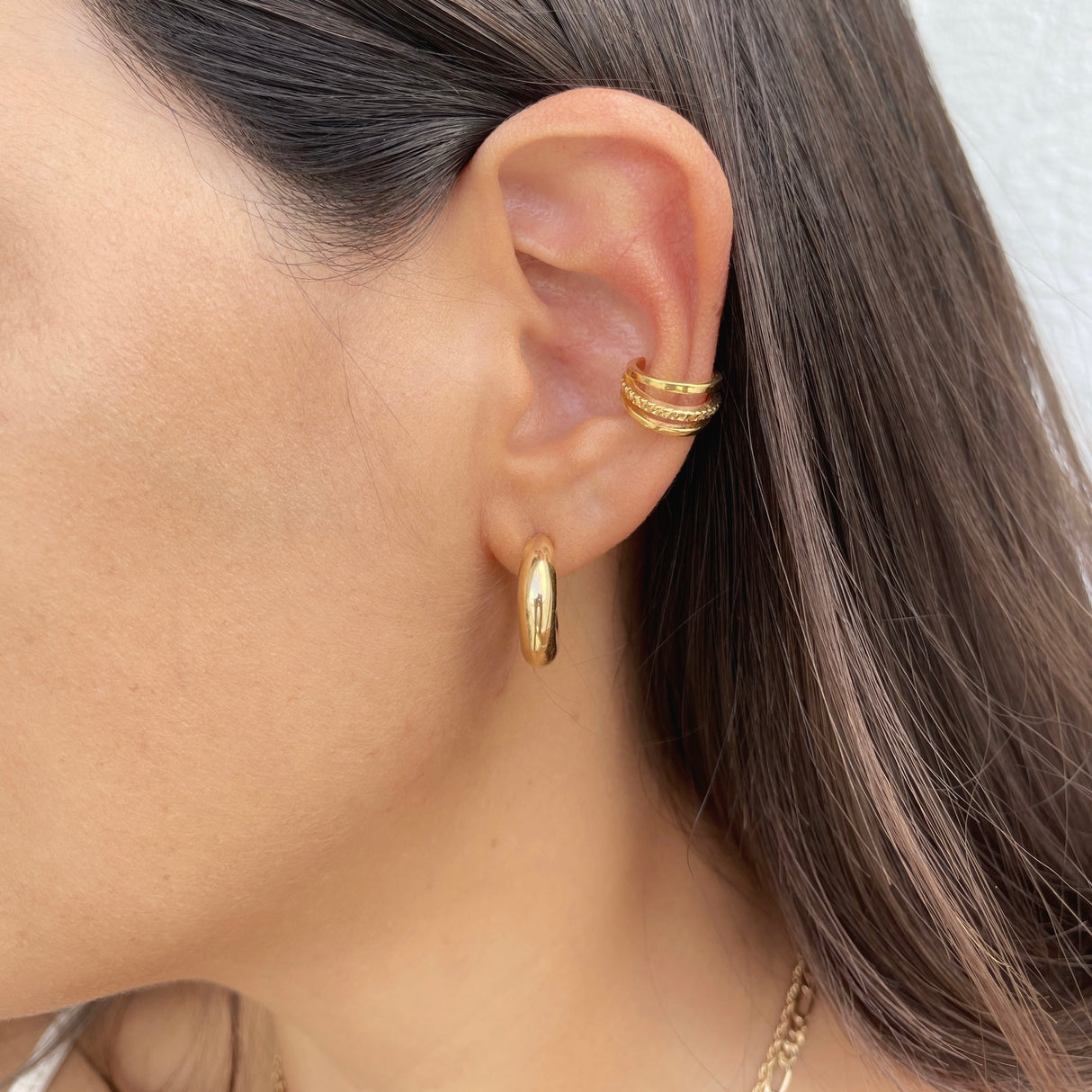 Hoops Vesta Gold