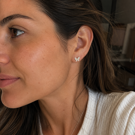 Arete Cz Mini Butterfly Gold