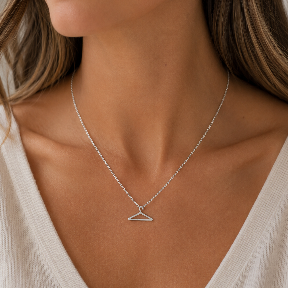 Collar Hanger Silver