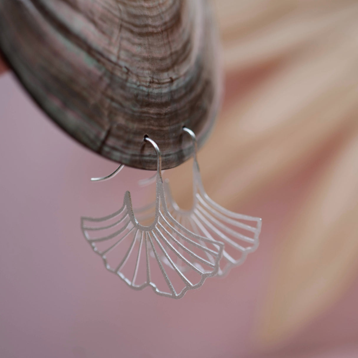 Argolla Ginkgo Silver