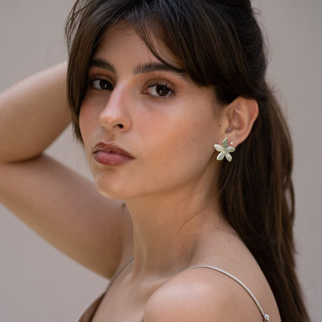 Arete Gde Lilia Silver