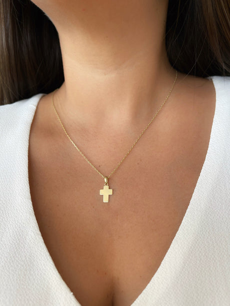 Dije Cruz 18k